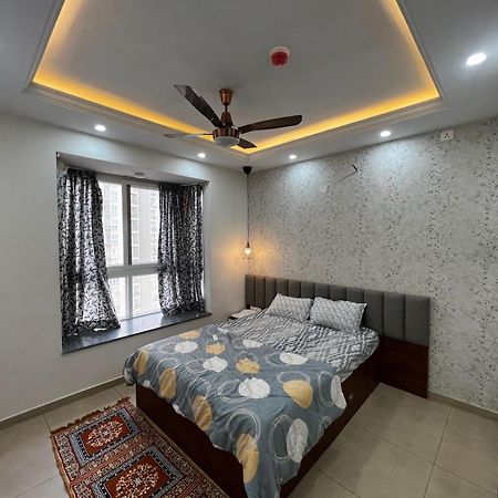 Yelahanka Cosy 1Bhk In Bhartiya City 아파트 외부 사진